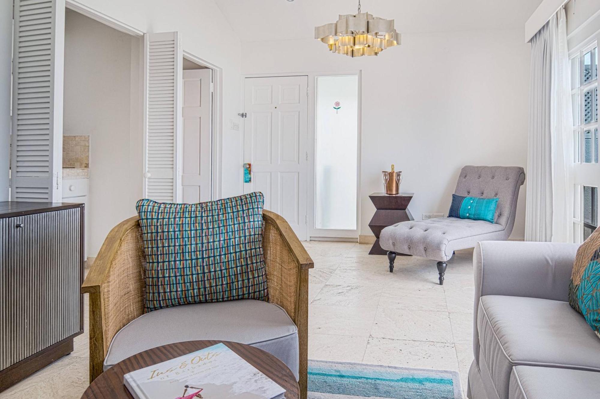 Treasure Beach Art Hotel, An Autograph Collection All-Inclusive Resort (Adults Only) Saint James Esterno foto